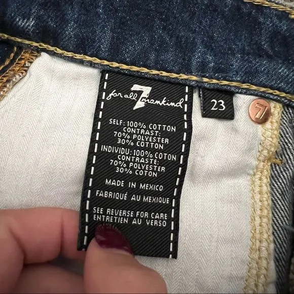 🟡 7 For All Mankind Reverse Paneled Shorts