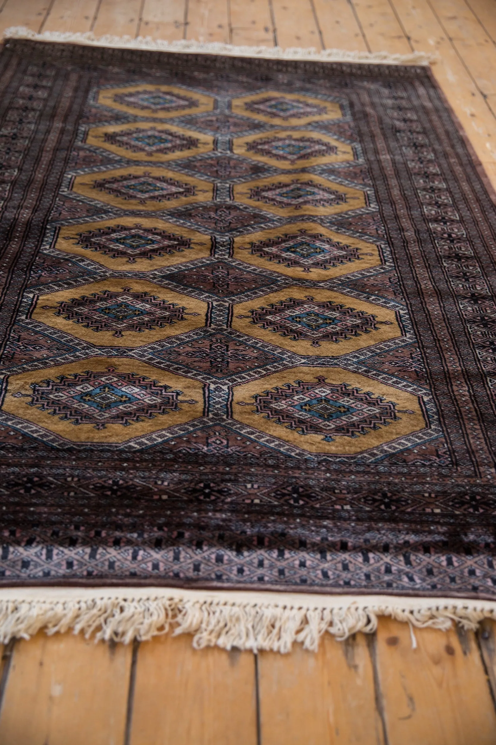 4x6 Vintage Fine Pakistani Turkmen Design Rug