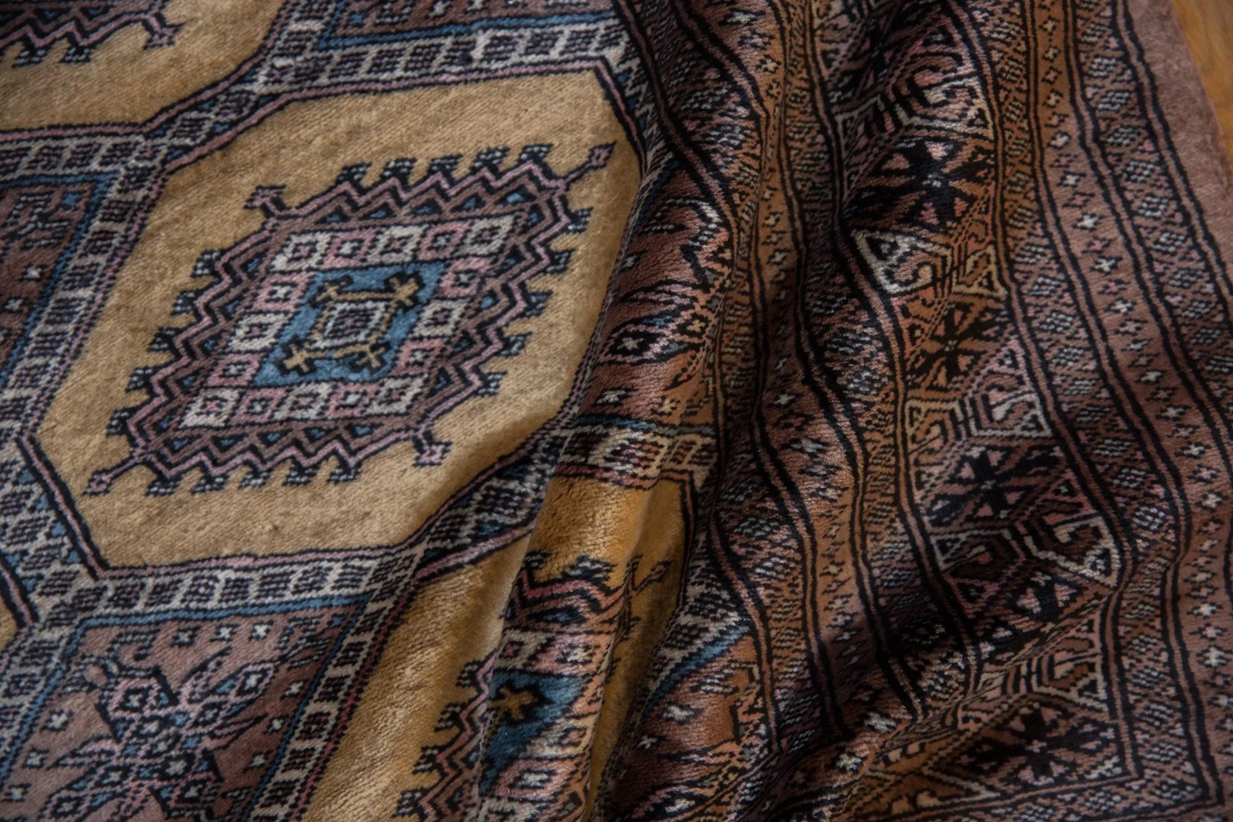 4x6 Vintage Fine Pakistani Turkmen Design Rug