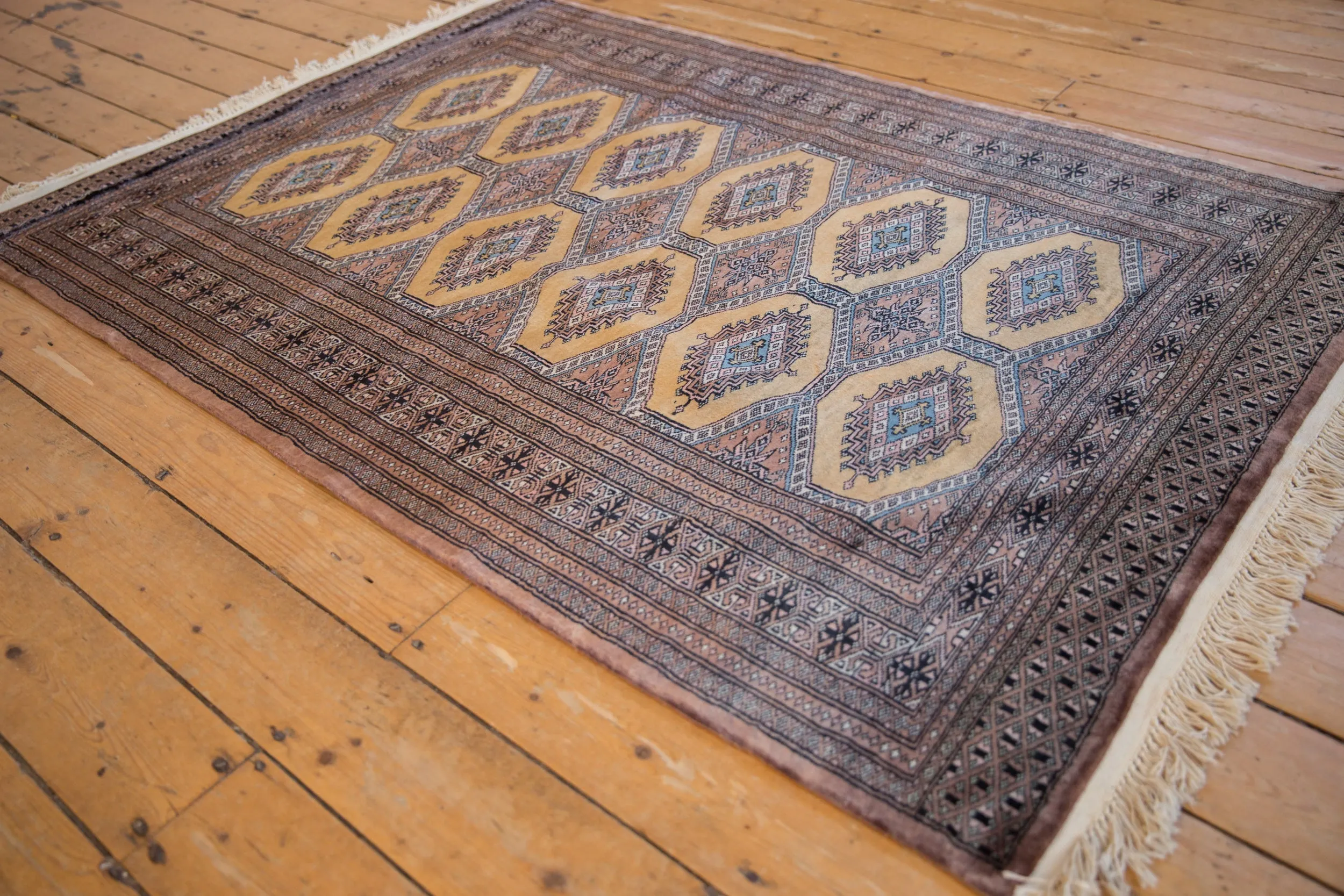 4x6 Vintage Fine Pakistani Turkmen Design Rug