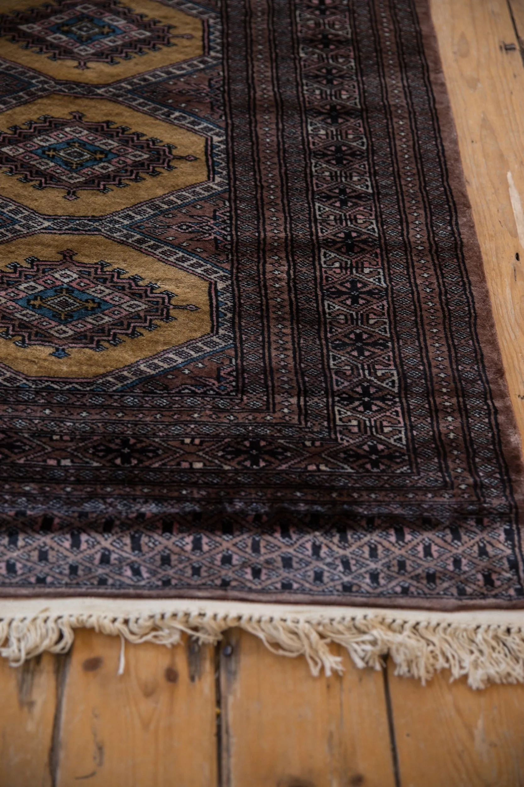 4x6 Vintage Fine Pakistani Turkmen Design Rug