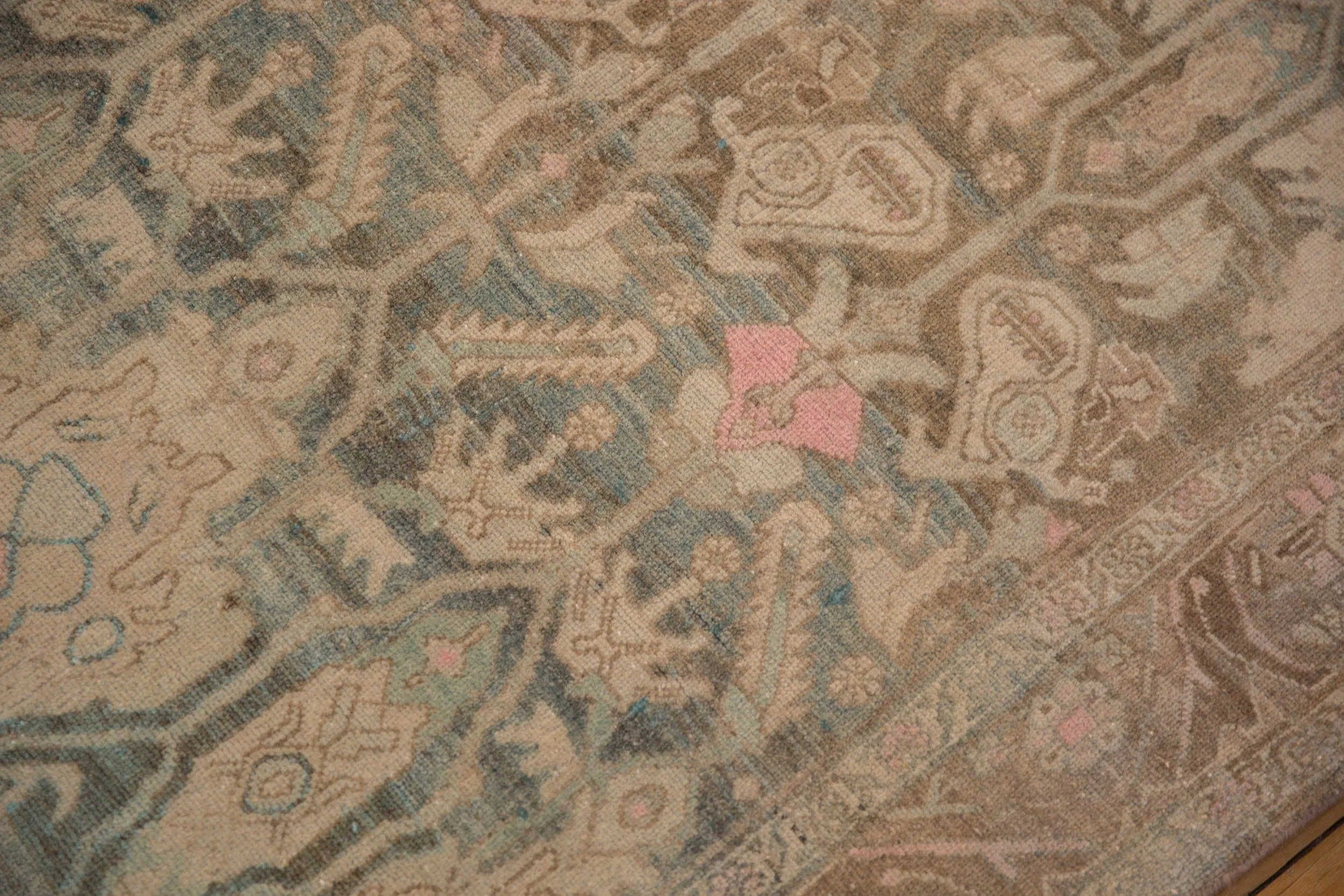 5.5x9.5 Vintage Distressed Bijar Carpet