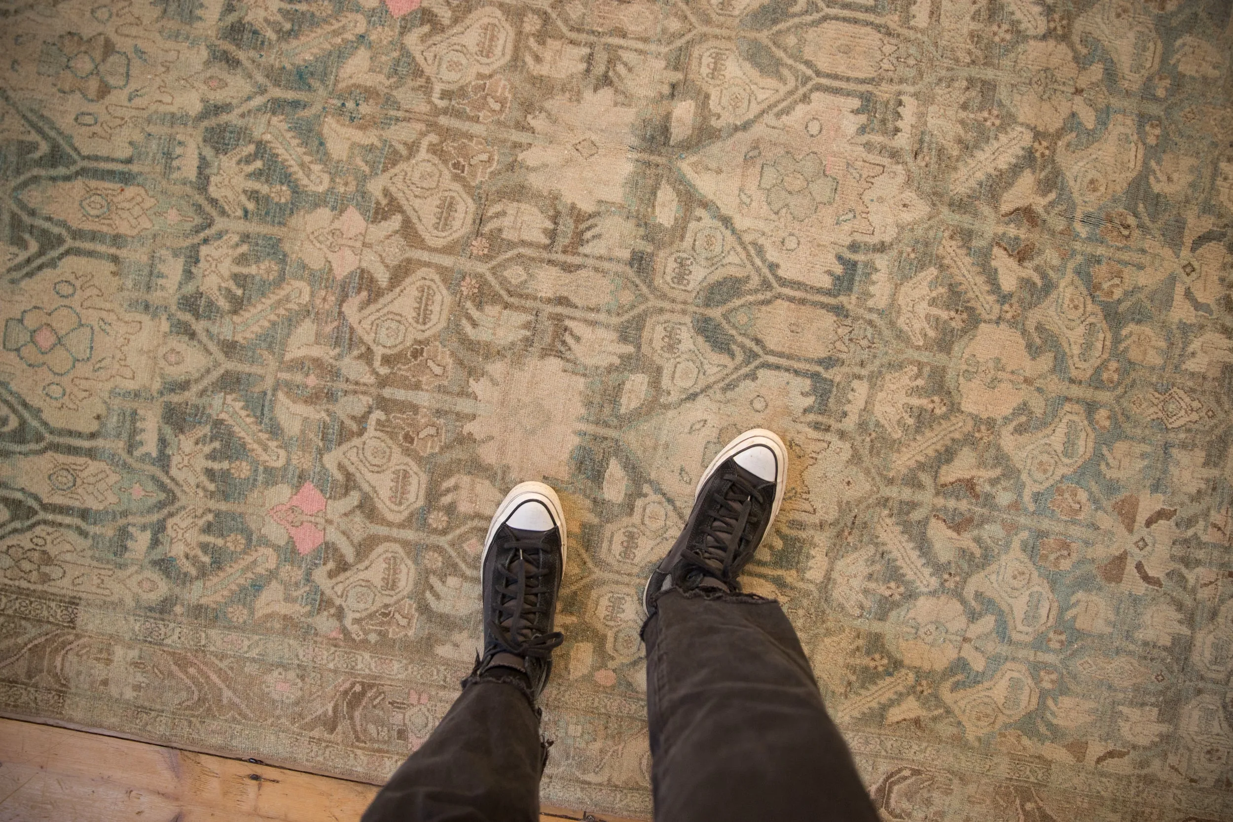 5.5x9.5 Vintage Distressed Bijar Carpet