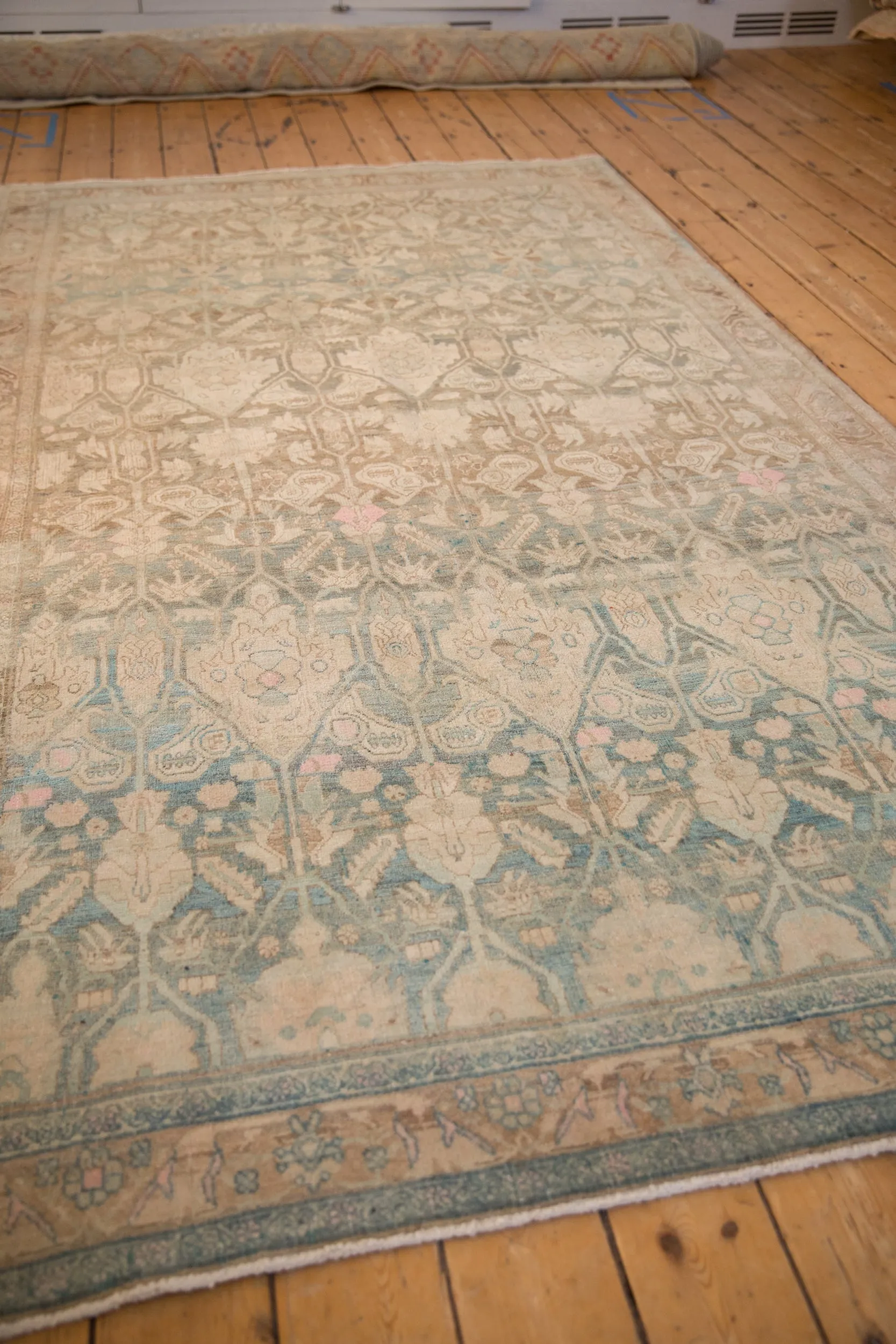 5.5x9.5 Vintage Distressed Bijar Carpet