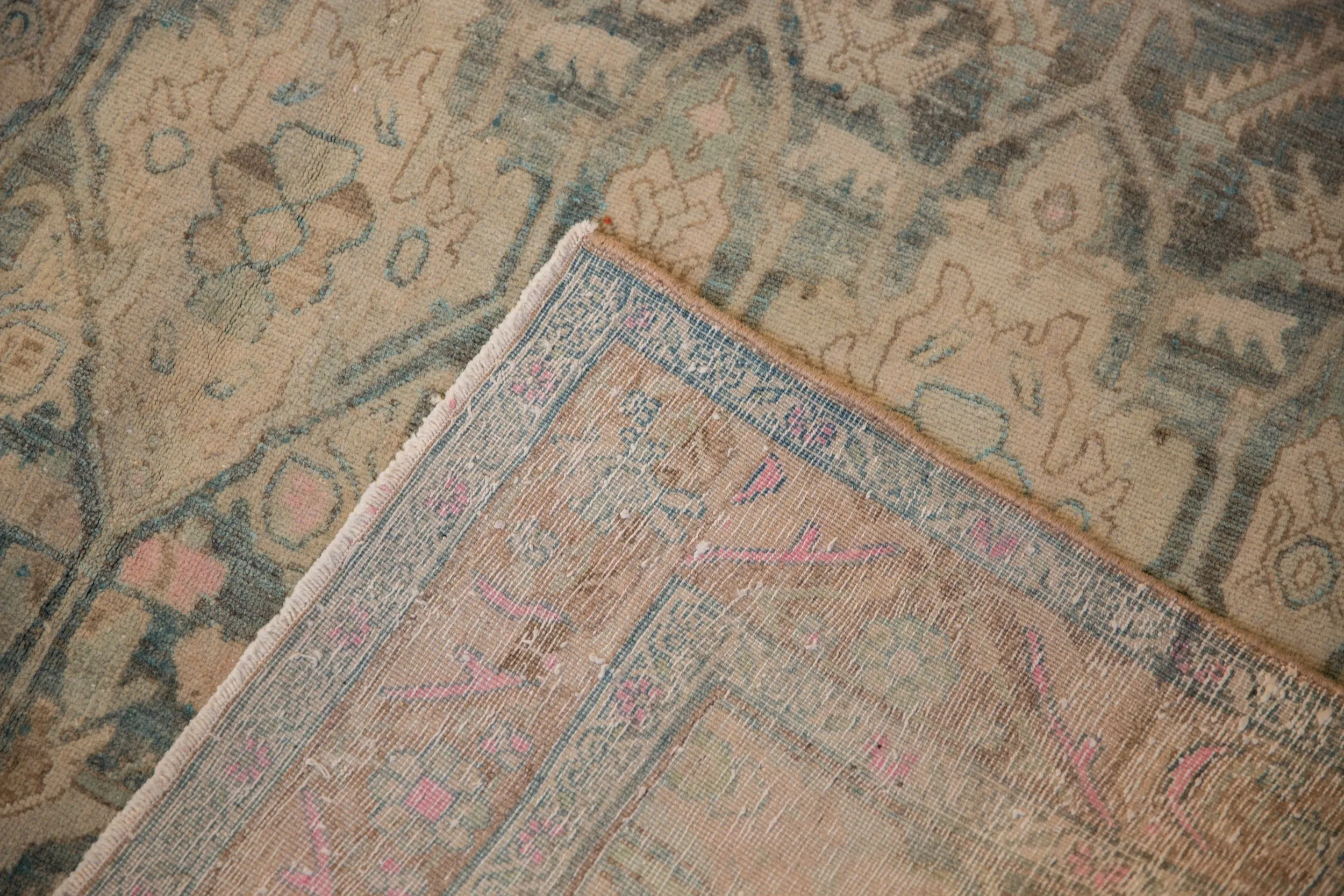 5.5x9.5 Vintage Distressed Bijar Carpet