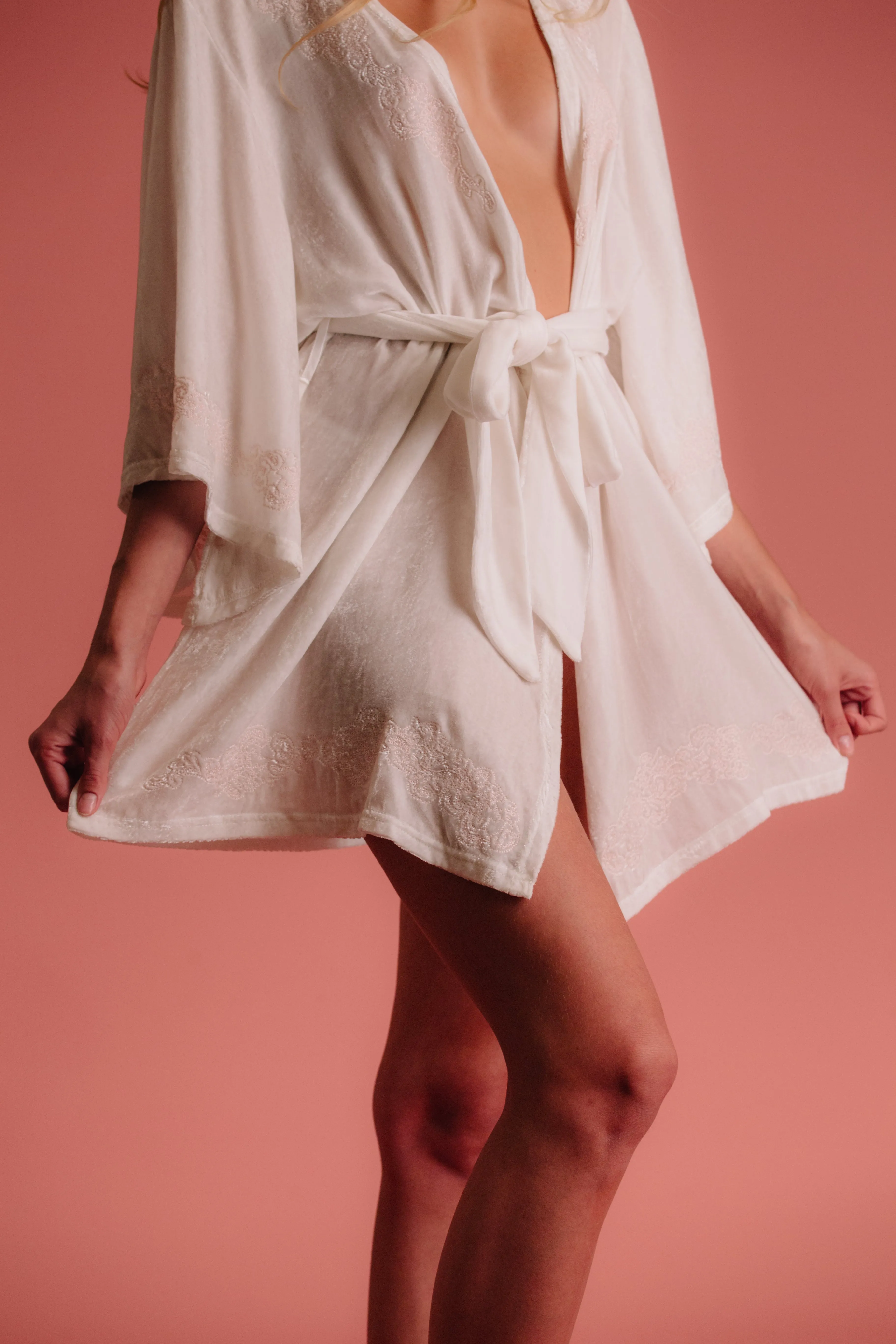 Embroidered Kimono Robe