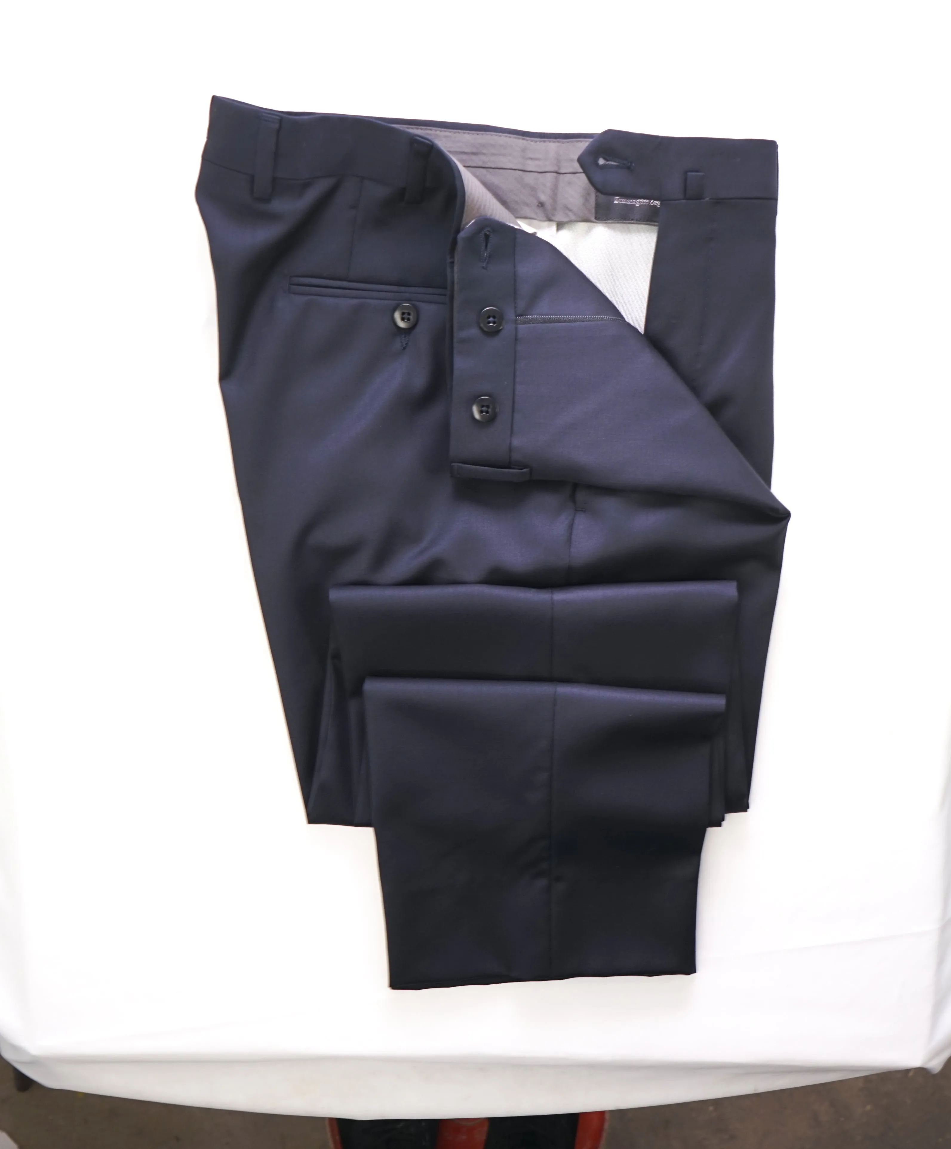 ERMENEGILDO ZEGNA - "STRNVY" Regular Navy Blue Premium Dress Pants - 32W (48EU)