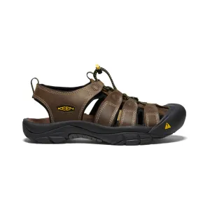 Keen Men's Newport Leather Water Shoe in Bison