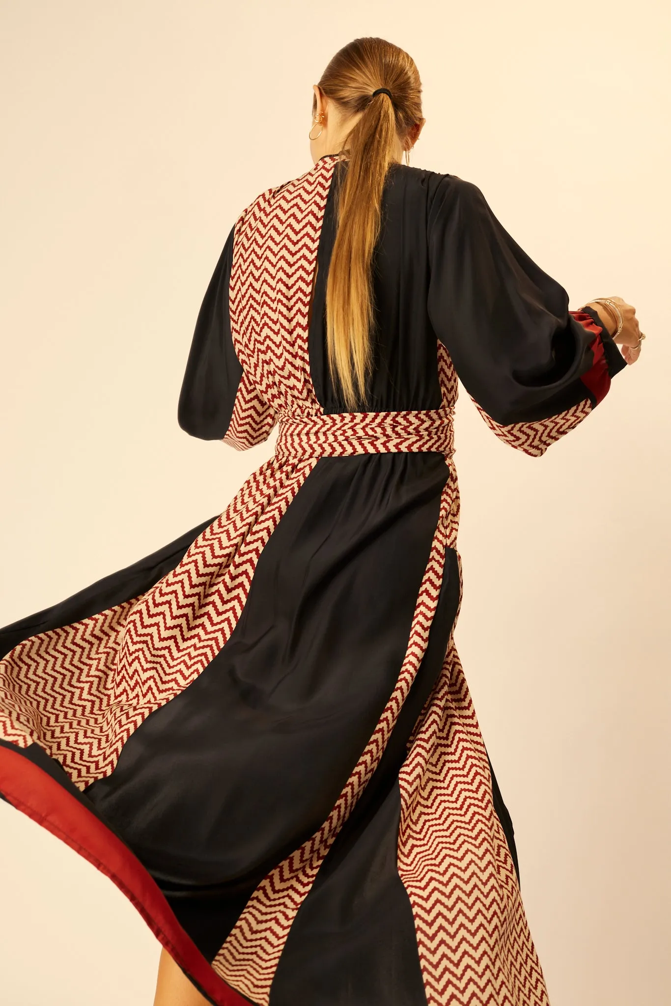 NICO L/S MAXI WITH SASH