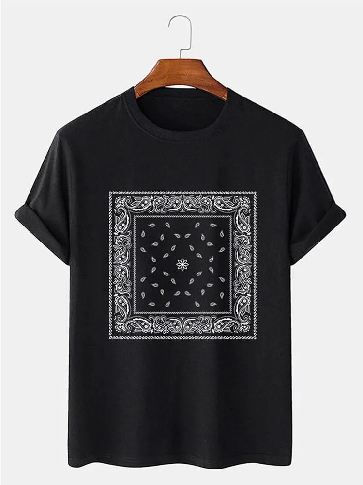 T-shirt Paisley Bandana & Paisley Paneled Jersey Shorts